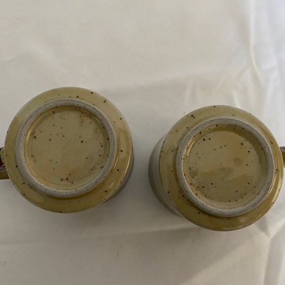 Pair of Brown Vintage Speckled Mugs with Ships - Picture 6 of 8